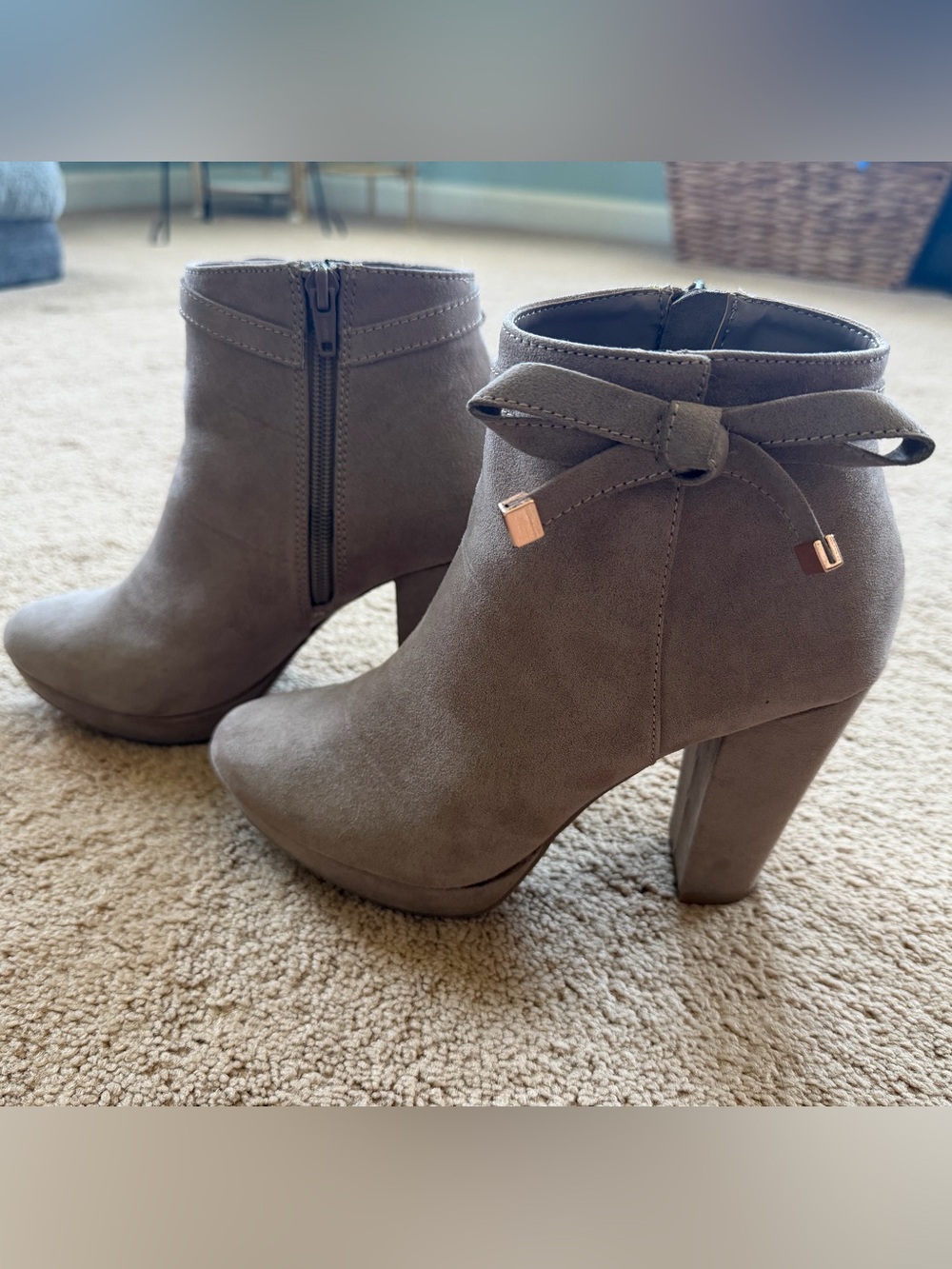 LC Lauren Conrad Taupe Suede Booties